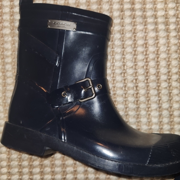 Coach "Lester"  Navy Size 7 Rain Boots with Buckle - Picture 3 of 7